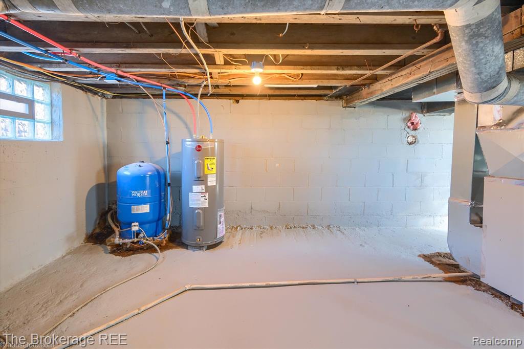 5447 Sitka Street, Burton, MI 48519 — Photo 44
