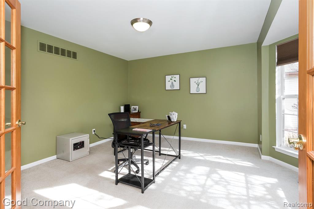 883 VANDERPOOL Drive, Troy, MI 48083 — Photo 6