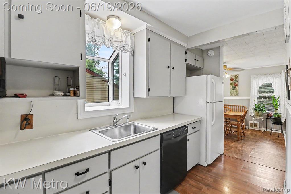 2815 Ellwood Avenue, Berkley, MI 48072 — Photo 11
