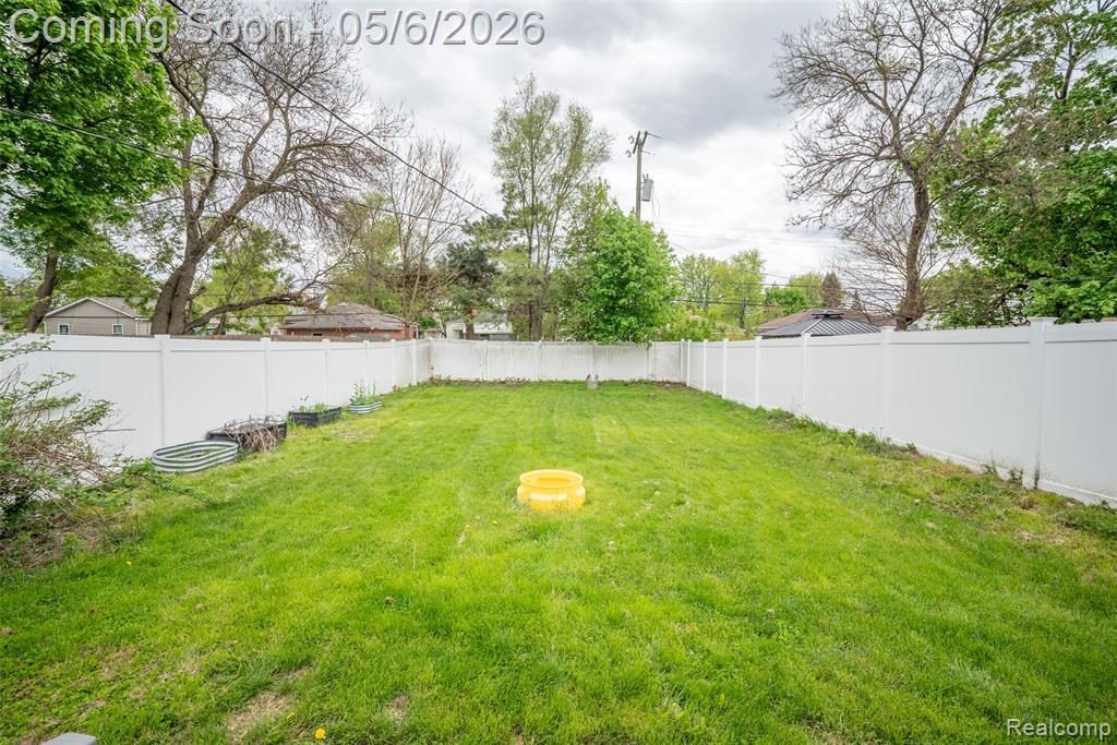 7276 Engleman, Center Line, MI 48015 — Photo 14