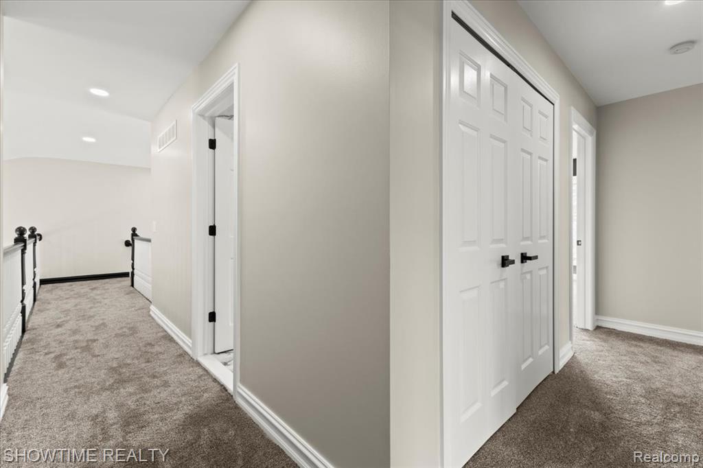 53650 Cherrywood Drive, Shelby Twp, MI 48315 — Photo 38