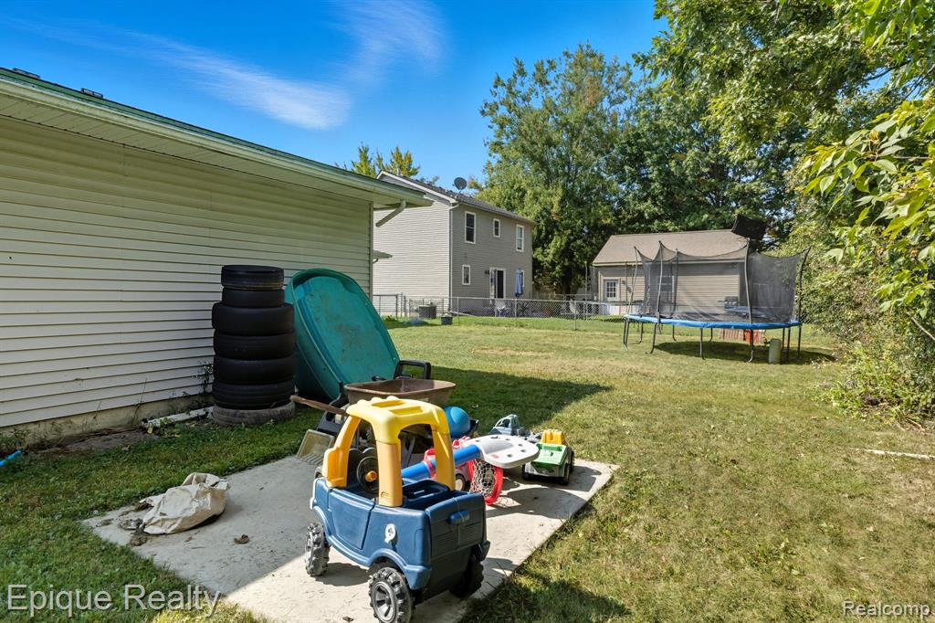 109 Murray Court, Marine, MI — Photo 20