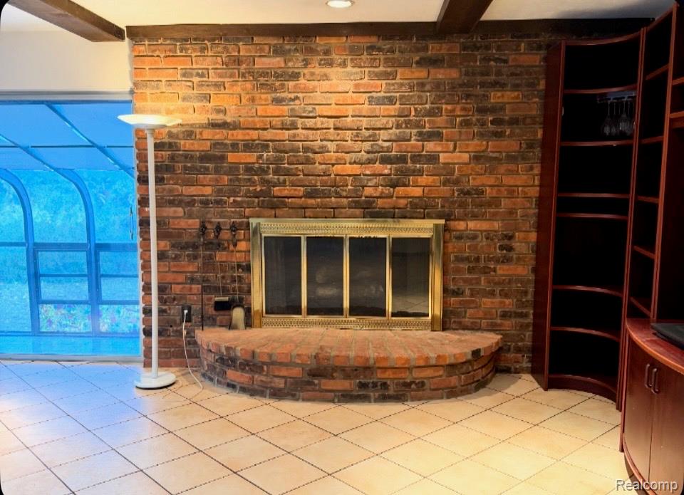 4260 E Newland Drive, West Bloomfield, MI 48323 — Photo 8