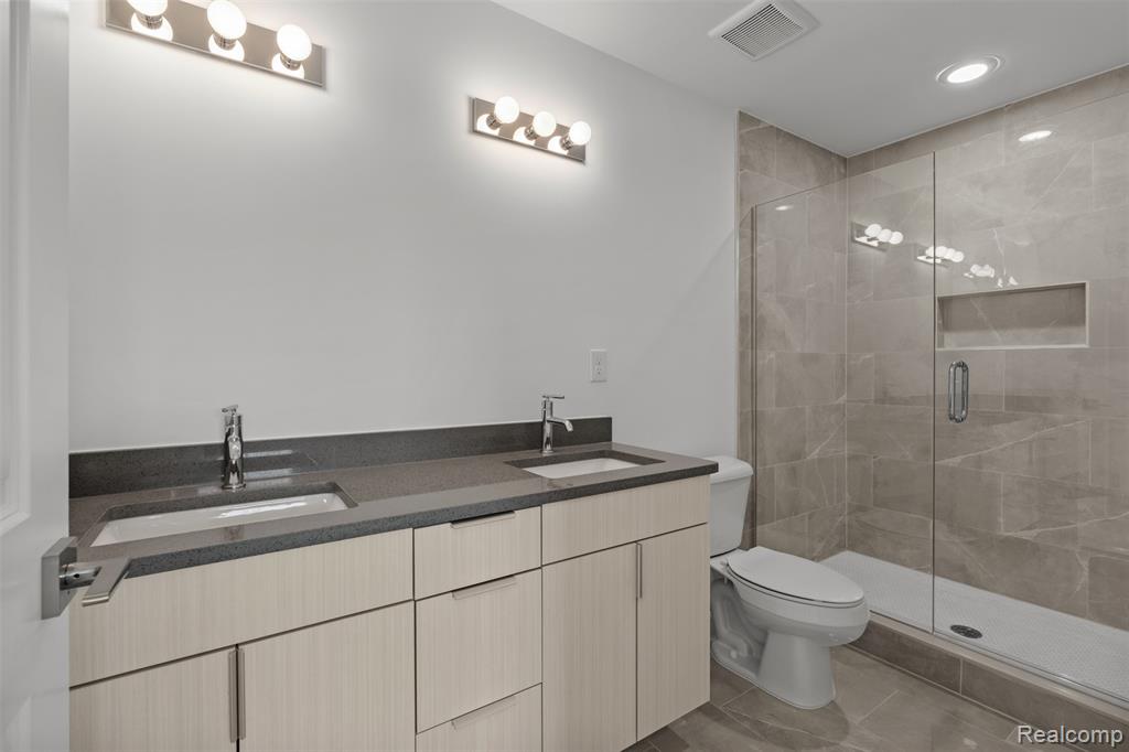 2845 Summers Place, Troy, MI 48084 — Photo 13