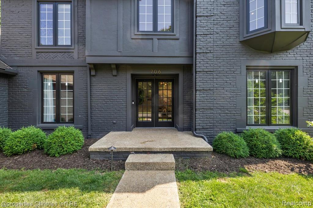 706 Great Oaks Drive, Bloomfield Hills, MI 48304 — Photo 5
