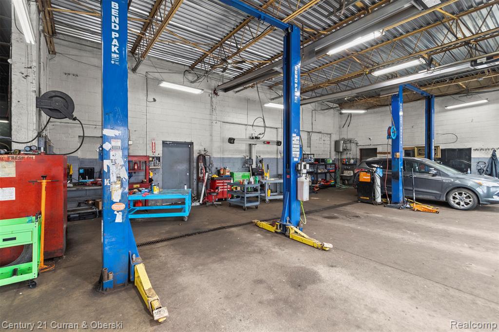 7417 W 8 Mile Road, Detroit, MI 48221 — Photo 10