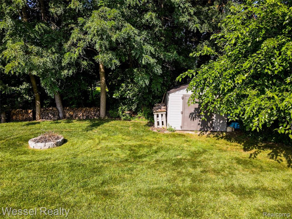 53121 Franklin Drive, Shelby Twp, MI 48316 — Photo 35