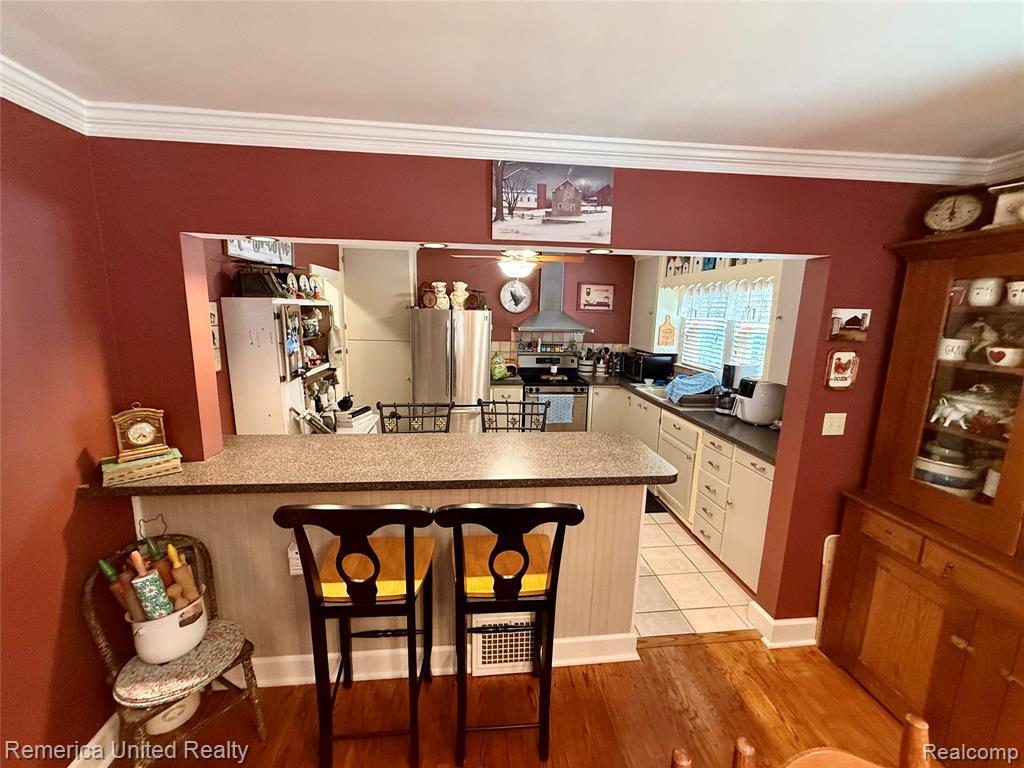 603 N Michigan Avenue, Howell, MI 48843 — Photo 11