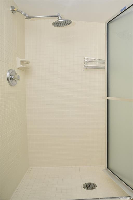 40740 Woodward Avenue, 38, Bloomfield Hills, MI 48304 — Photo 24