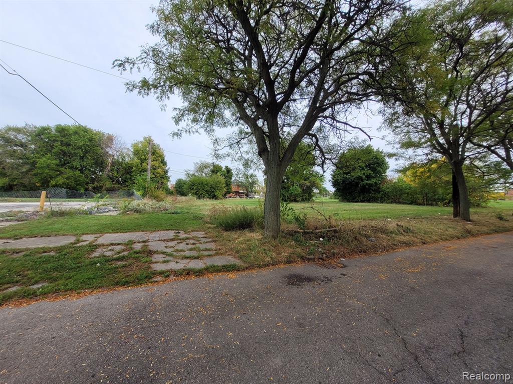 620 CANTON Street, Detroit, MI 48207 — front exterior