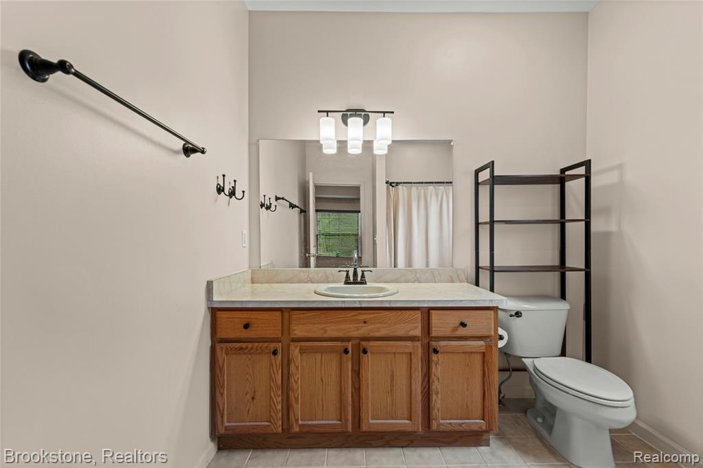 3568 Grove Lane, Auburn Hills, MI 48326 — Photo 14