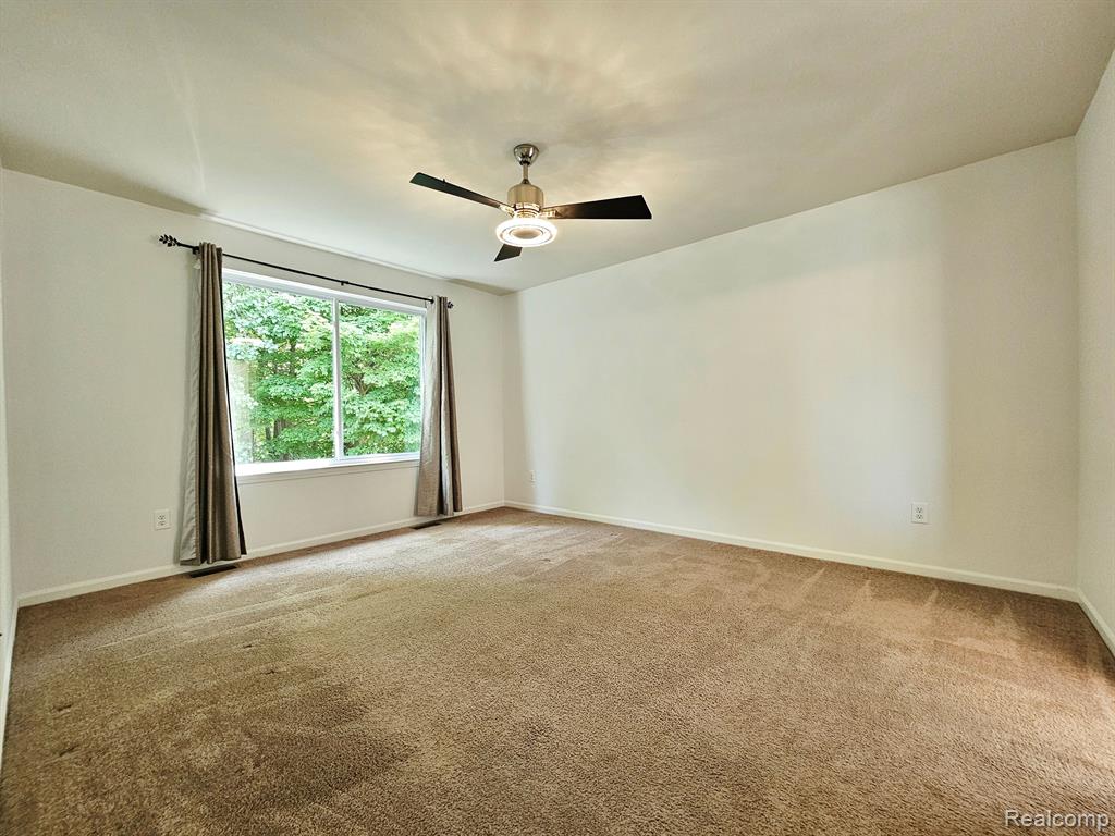 13401 STAMFORD Road, Belleville, MI 48111 — Photo 19