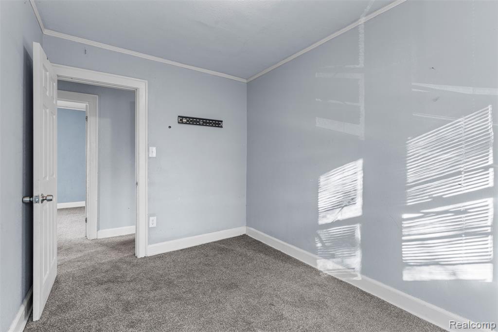 9137 Meyers Road, Detroit, MI 48228 — Photo 11