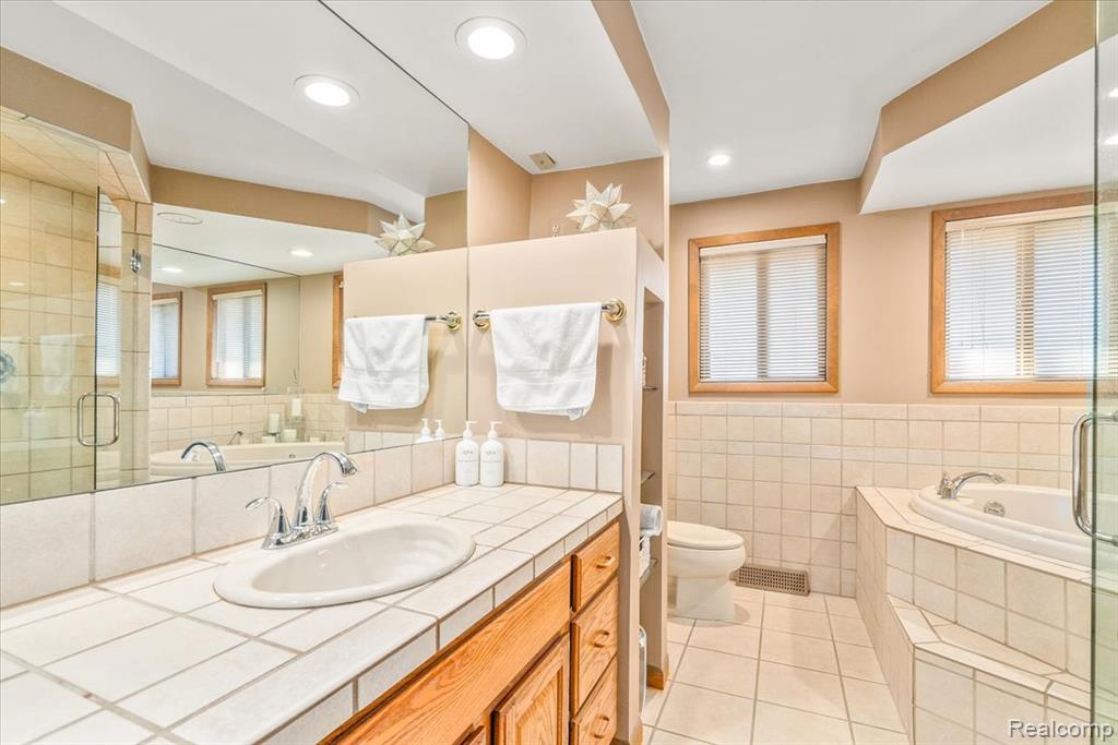 43160 E Huron River Drive, Belleville, MI 48111 — Photo 16