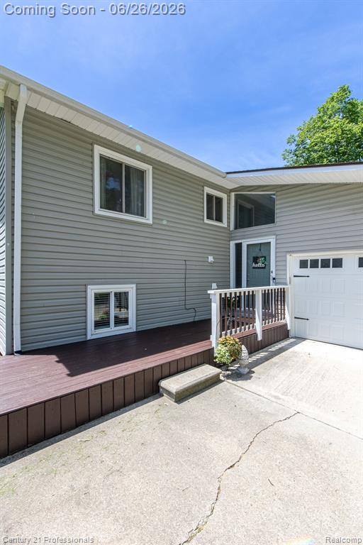 500 Neptune Drive, Ortonville, MI 48462 — Photo 7