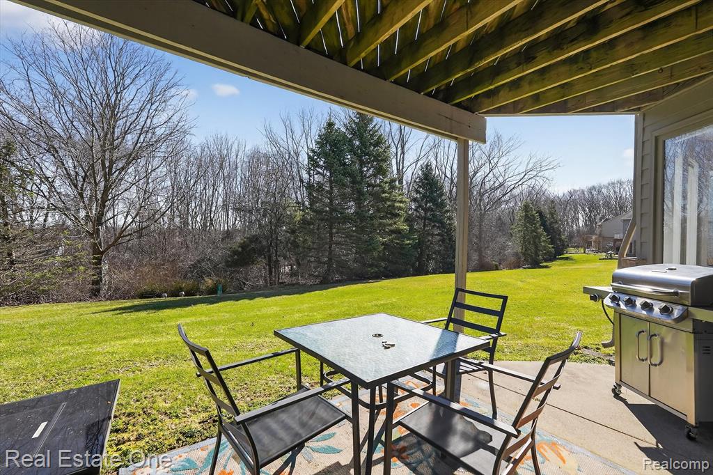 1088 Eagle Nest Drive, Milford, MI 48381 — Photo 42