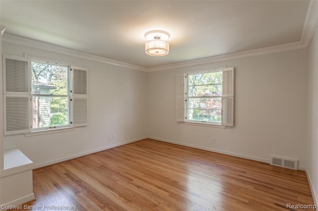 906 Putney Street, Birmingham, MI 48009 — Photo 33