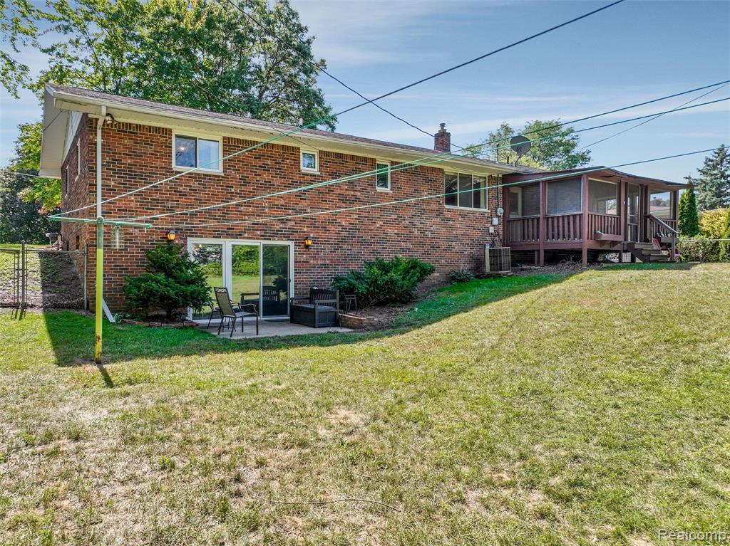 65 1st Street, Oxford, MI 48371 — Photo 24