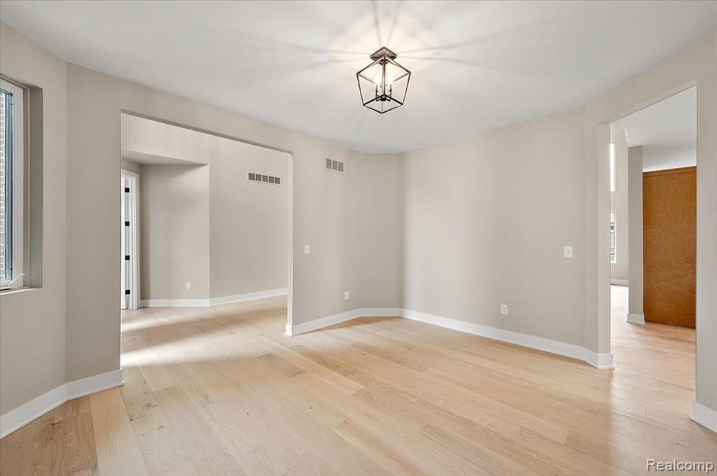 50352 Mistwood Drive, Macomb, MI 48042 — Photo 15