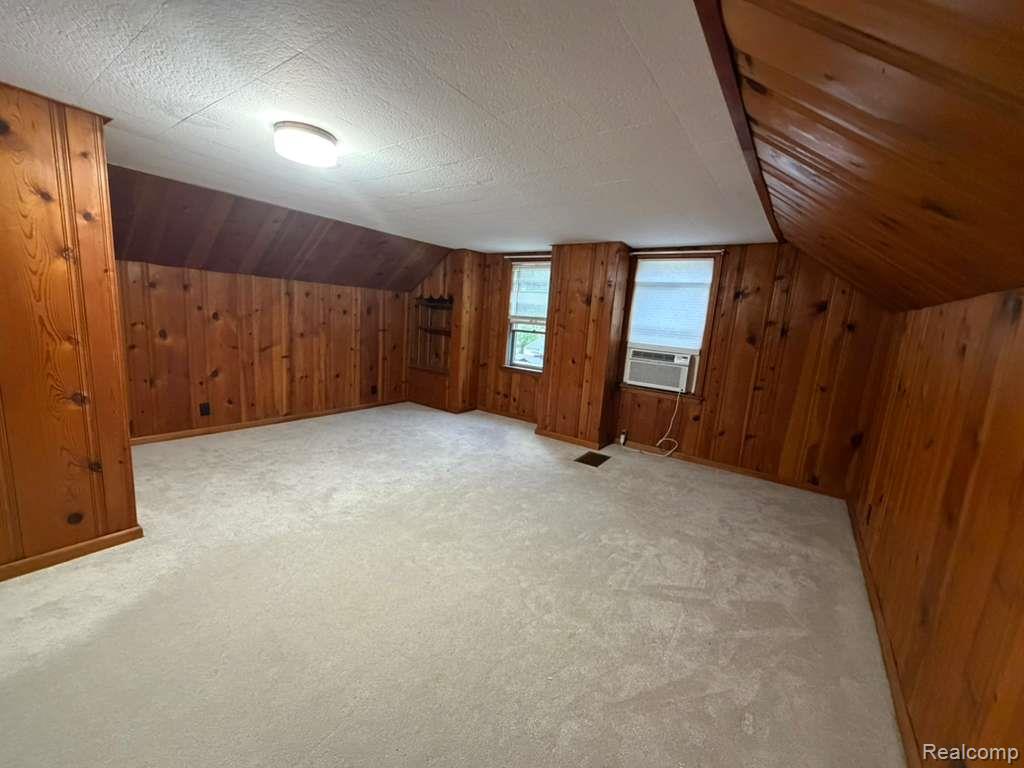 3793 Lincolnshire Road, Waterford, MI 48328 — Photo 4