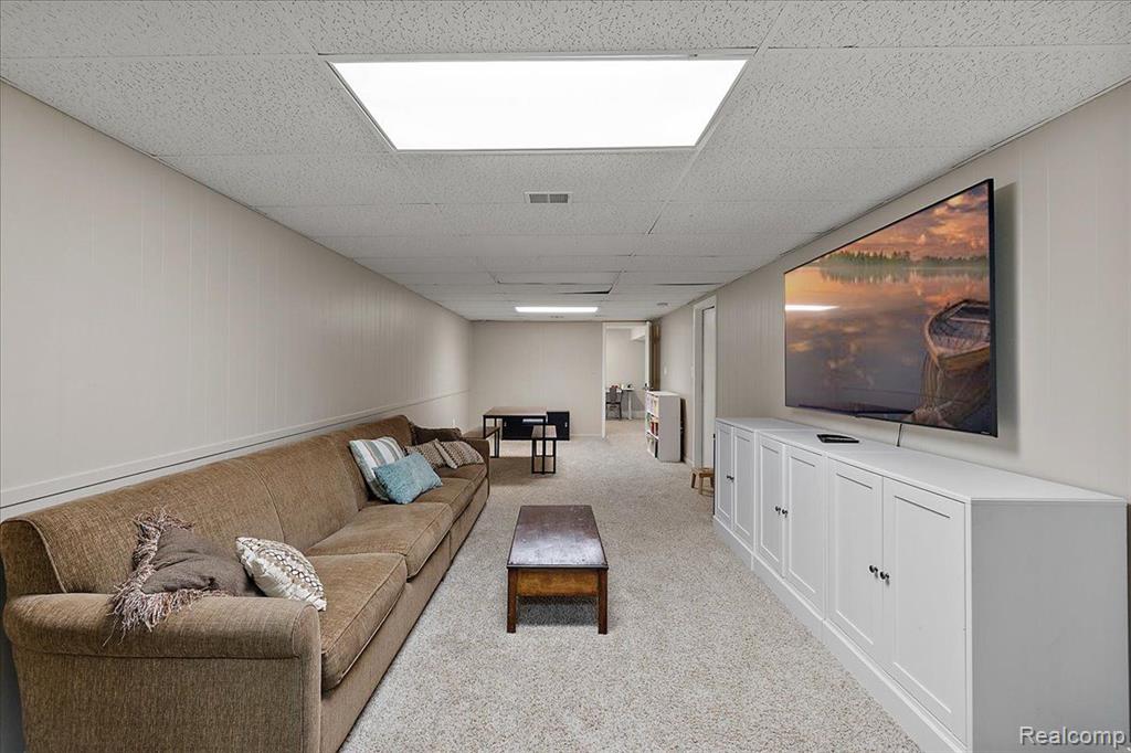 80 MAYWOOD Avenue, Bloomfield Hills, MI 48304 — Photo 27