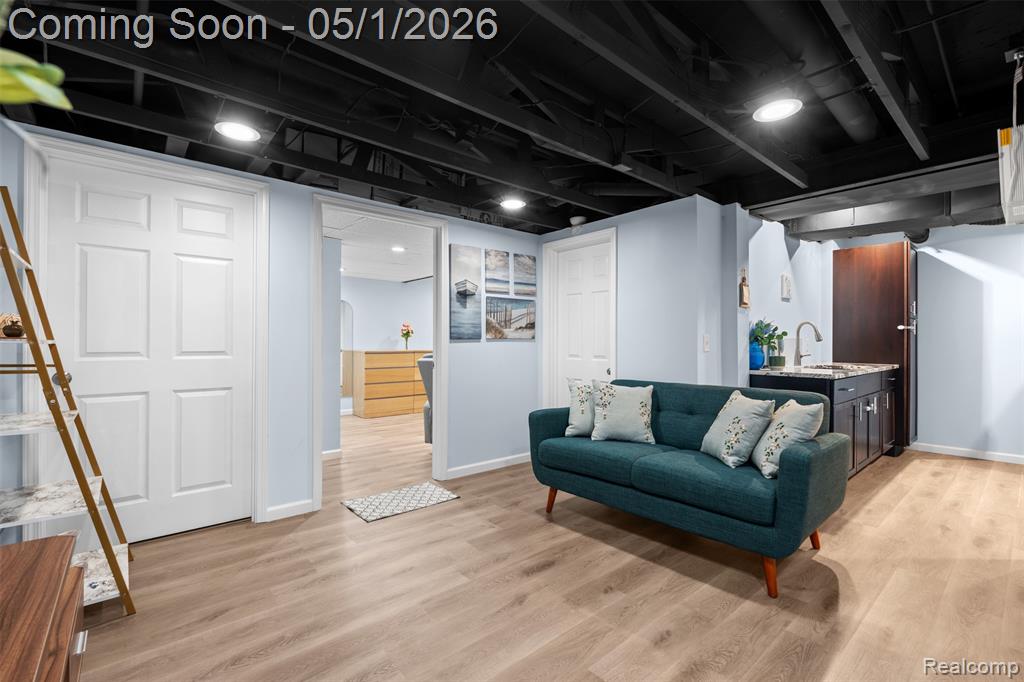 5686 Stratford Drive, West Bloomfield, MI — Photo 30