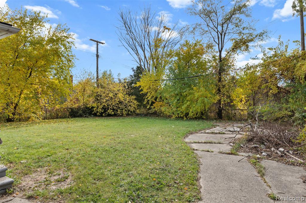 15082 Hazelridge Street, Detroit, MI 48205 — Photo 27