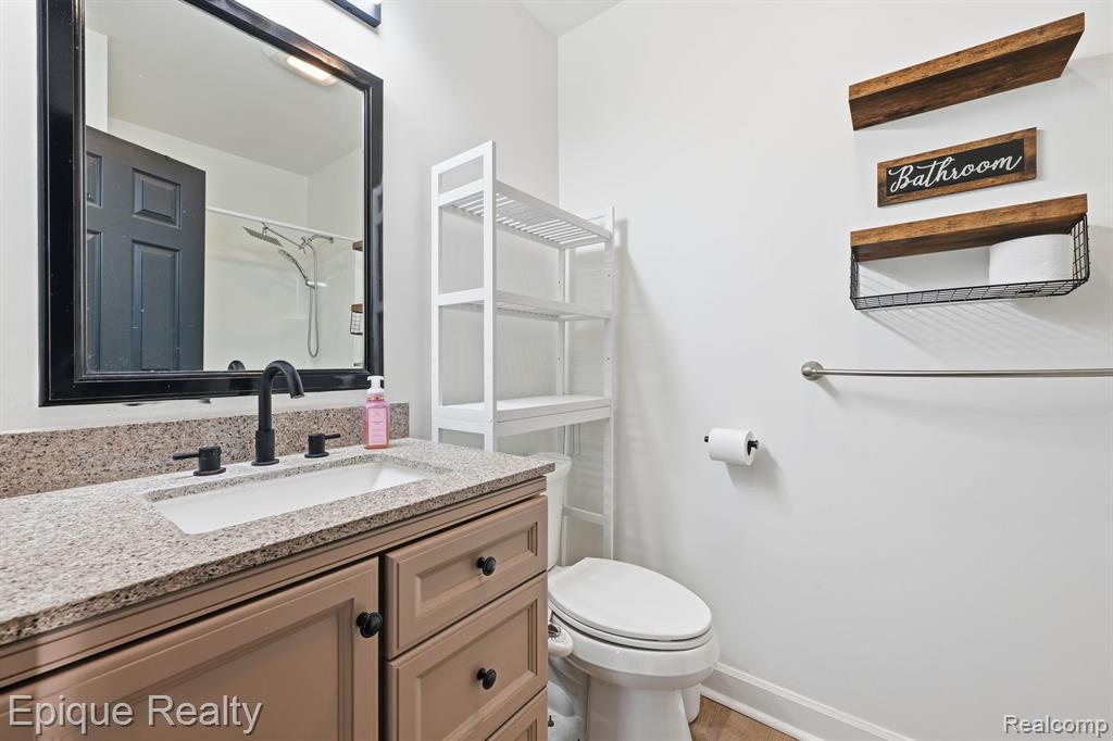 6080 Northrup Drive, Waterford, MI 48329 — Photo 19