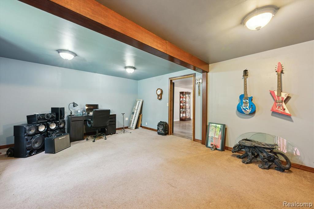 6544 Woodland Road, Whitmore Lake, MI 48189 — Photo 40