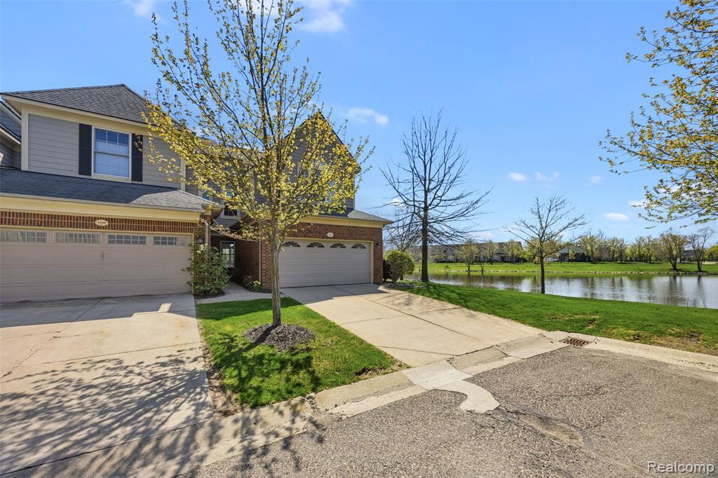 1524 Peninsula Court, Canton, MI 48187 — Photo 4
