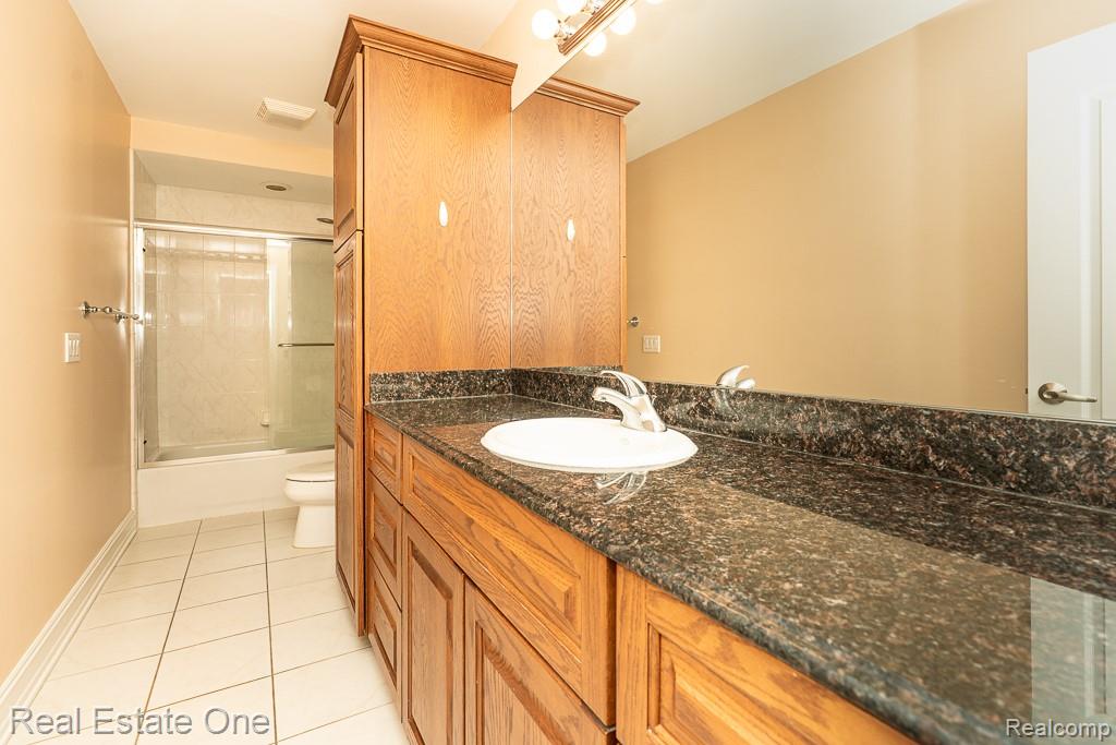 534 Parkland Hills Drive, Rochester, MI 48306 — Photo 37