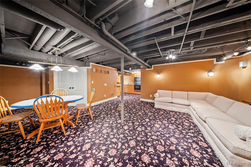 8931 Bridge Road, Grosse Ile, MI 48138 — Photo 36
