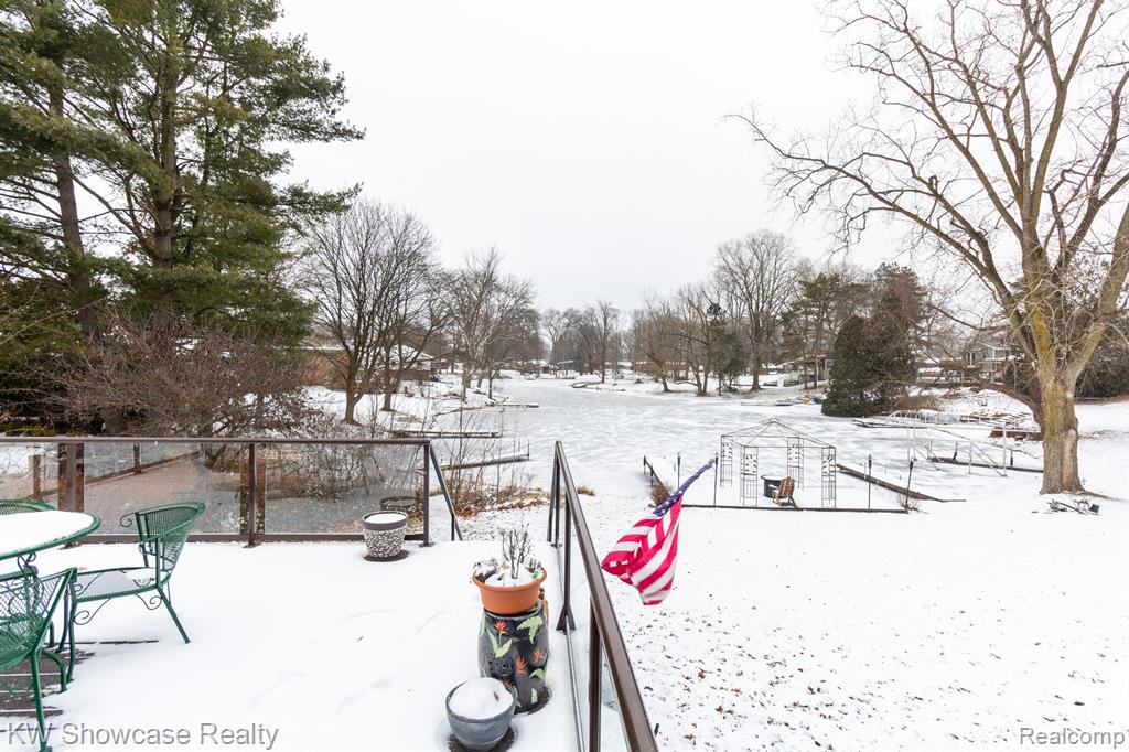 7339 ELLINGROVE Drive, White Lake, MI 48383 — Photo 51