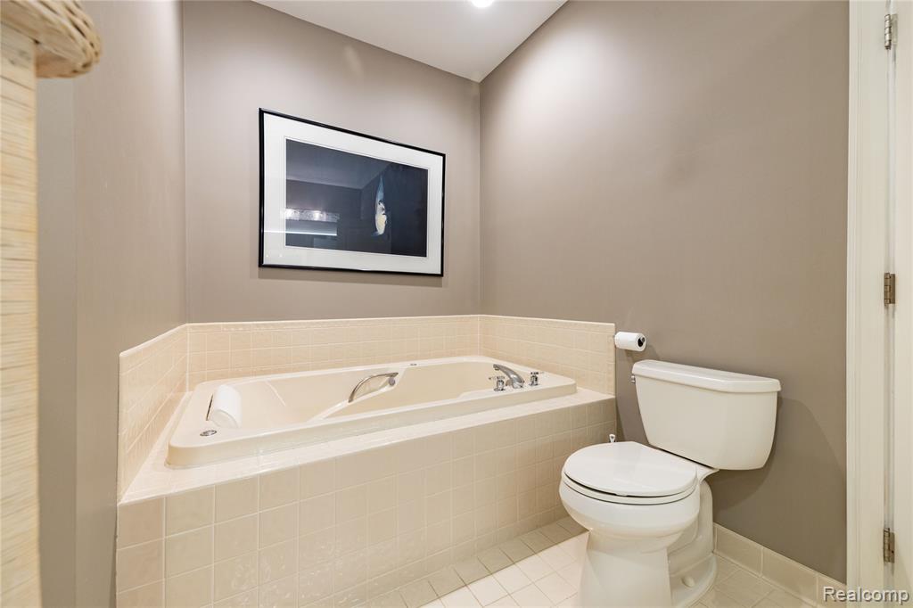 24 Kreger Drive, Wyandotte, MI 48192 — Photo 27