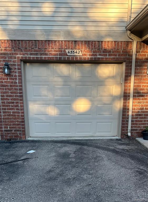 45542 Hidden View Court, Utica, MI 48315 — Photo 8