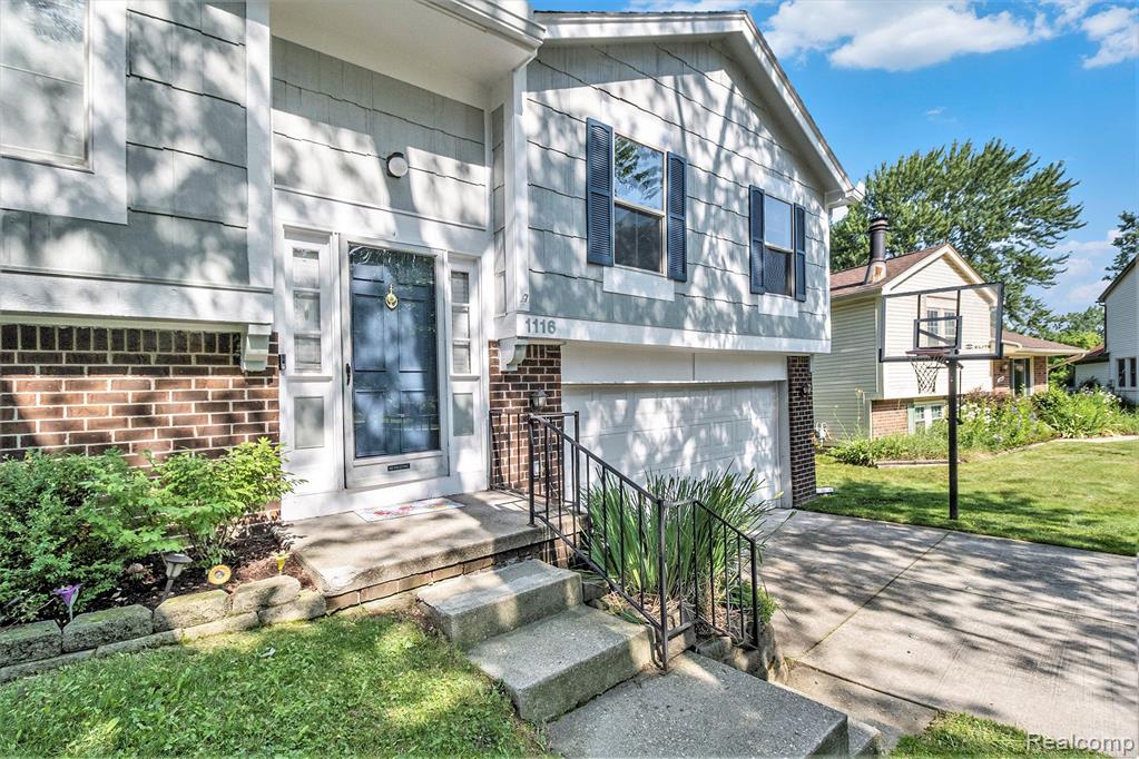 1116 Heritage Drive, Canton, MI 48188 — Photo 4