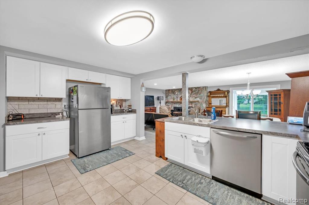 1084 E Grand Blanc Road, Grand Blanc, MI 48439 — Photo 10