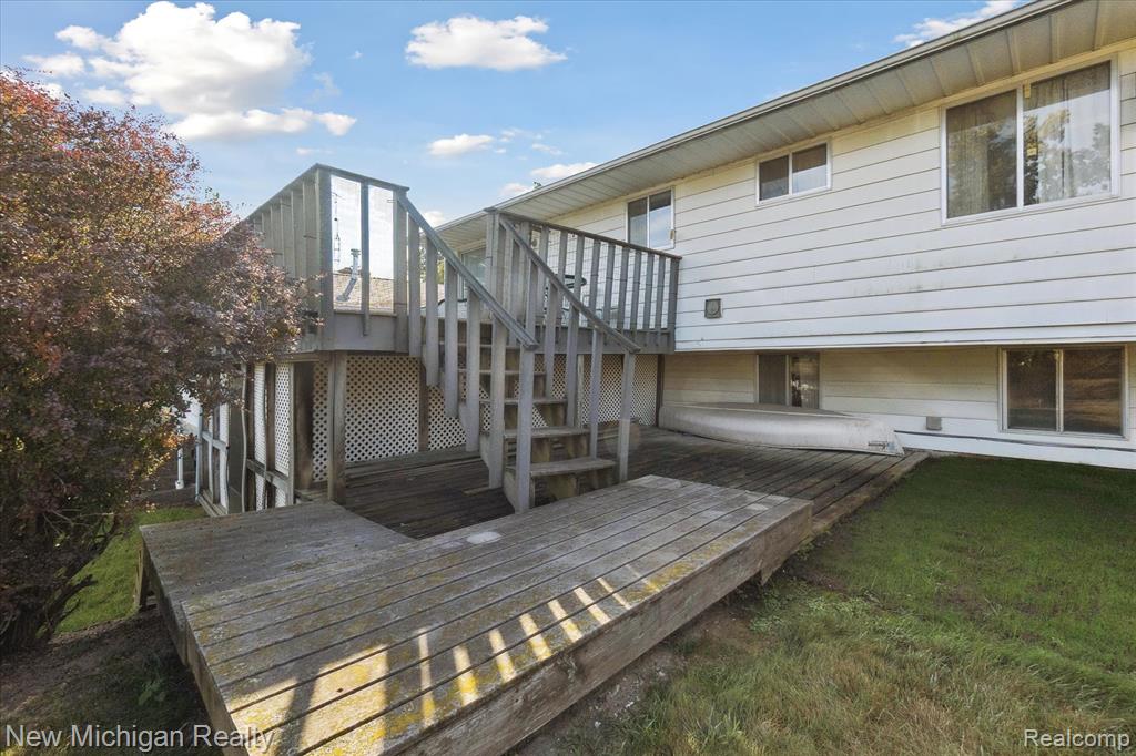 4272 Owen Road, Fenton, MI 48430 — Photo 35