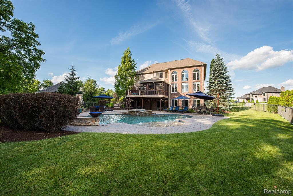 24935 Ravine Drive, South Lyon, MI 48178 — Photo 46