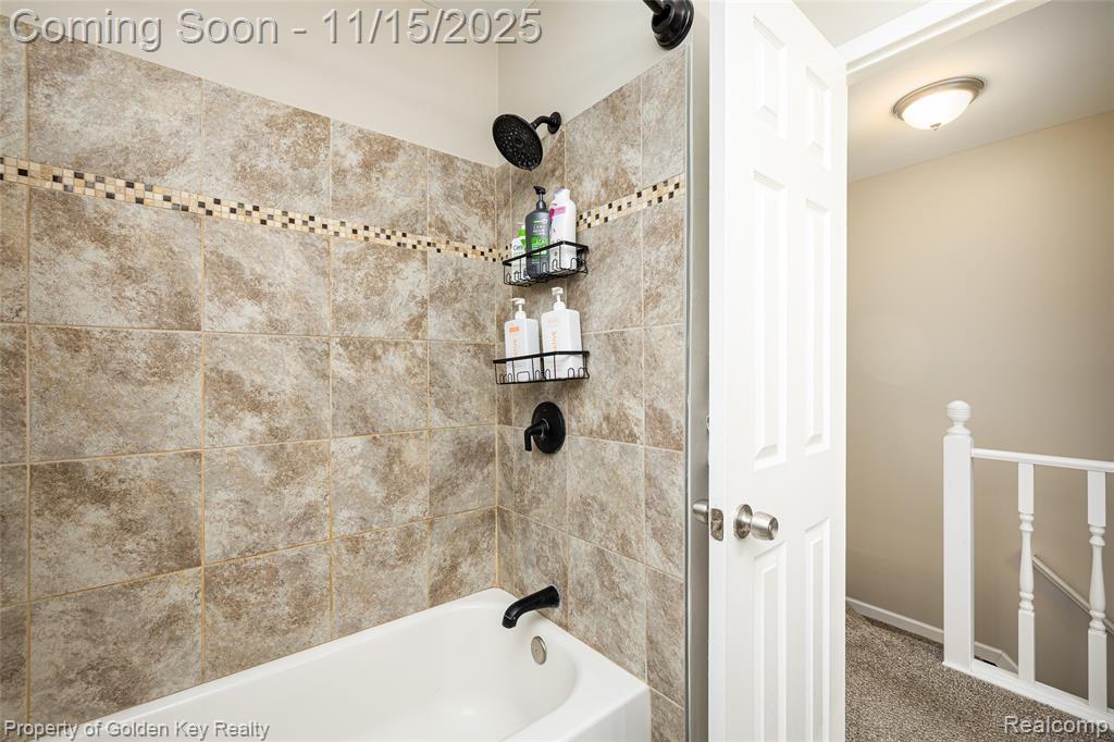 363 Hampton Court, South Lyon, MI 48178 — Photo 14
