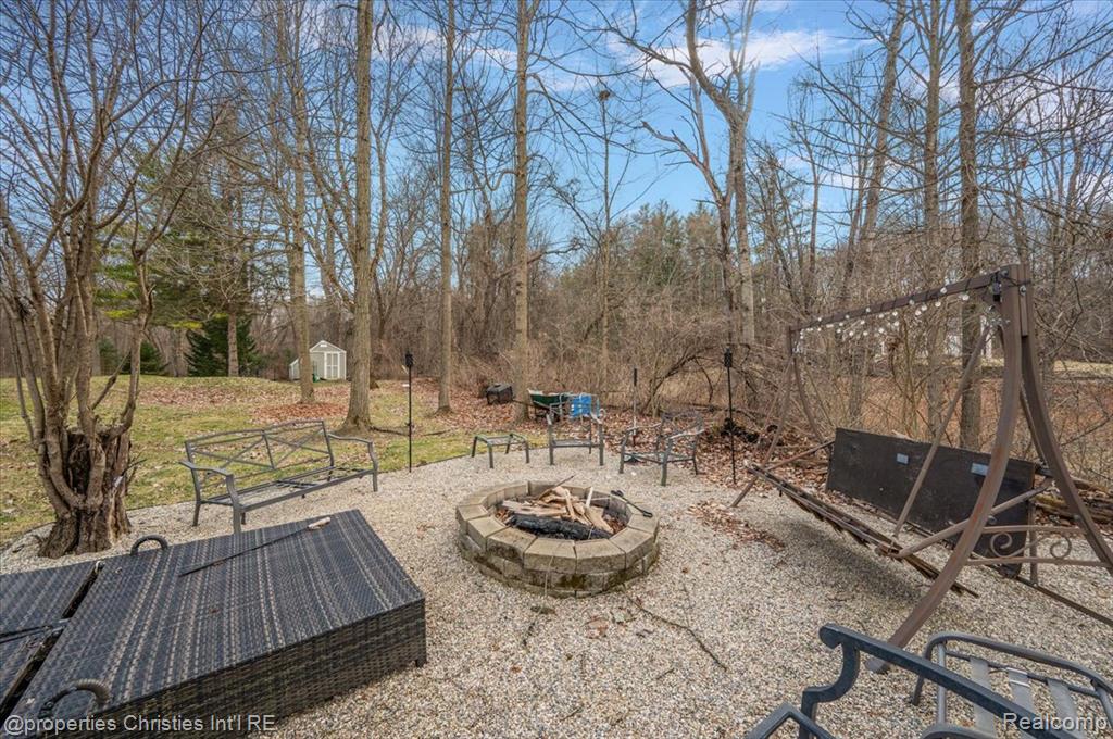5160 Old Mill Road, Rochester, MI 48306 — Photo 32