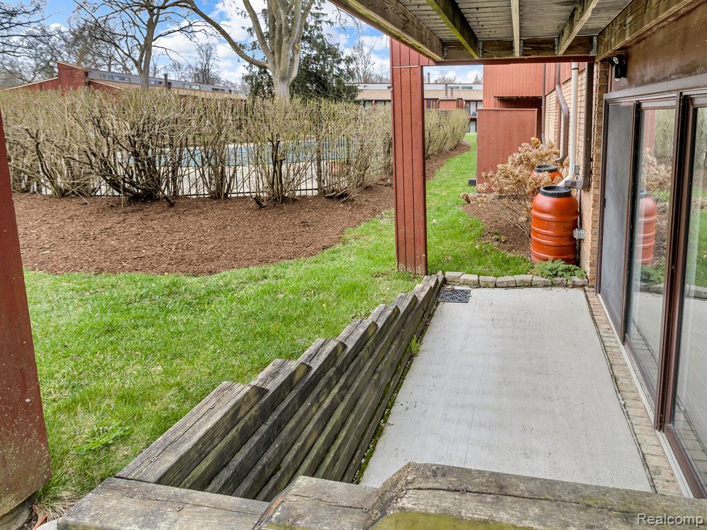 2401 PACKARD Street, 31D, Ann Arbor, MI 48104 — Photo 20