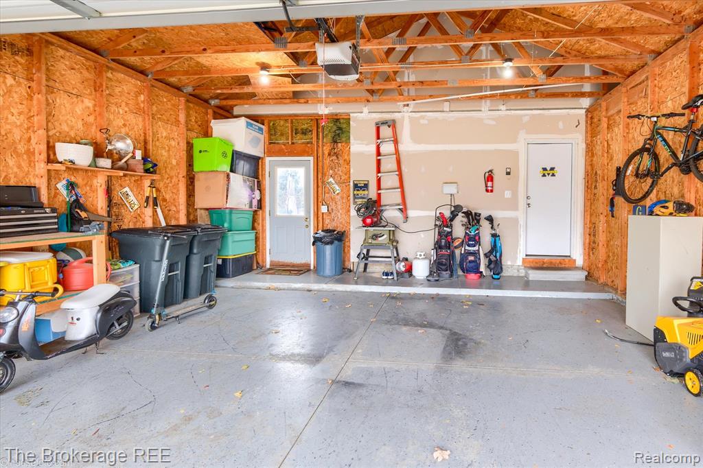 9475 Sandy Hollow Lane, Davison, MI 48423 — Photo 43