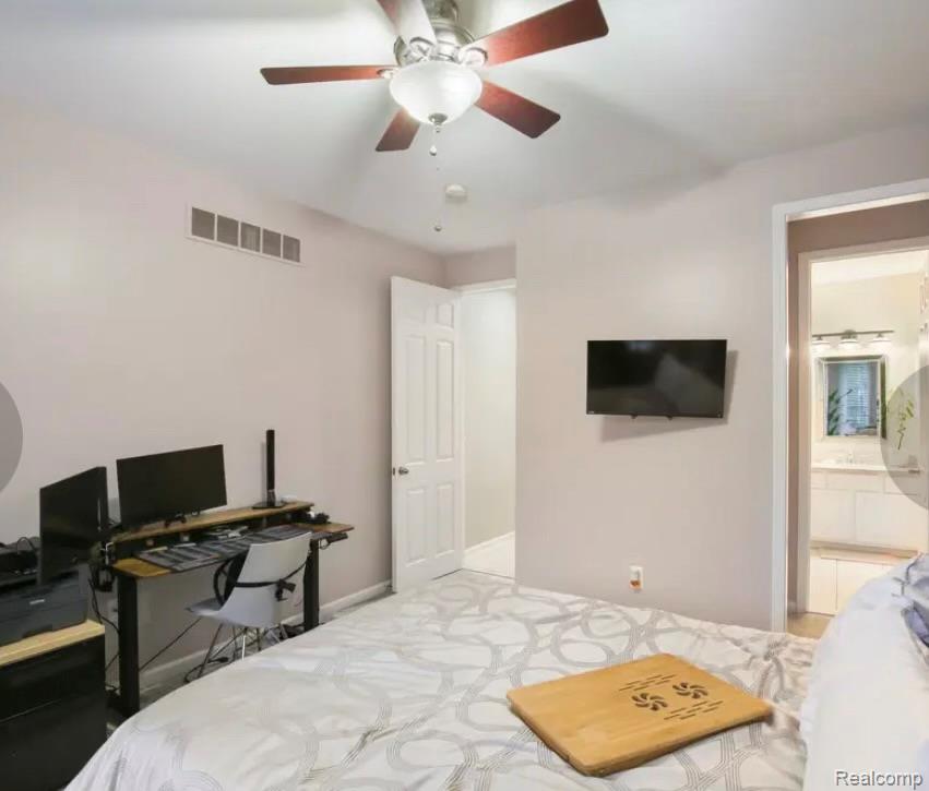 50600 Koss Drive, Macomb, MI 48044 — Photo 16