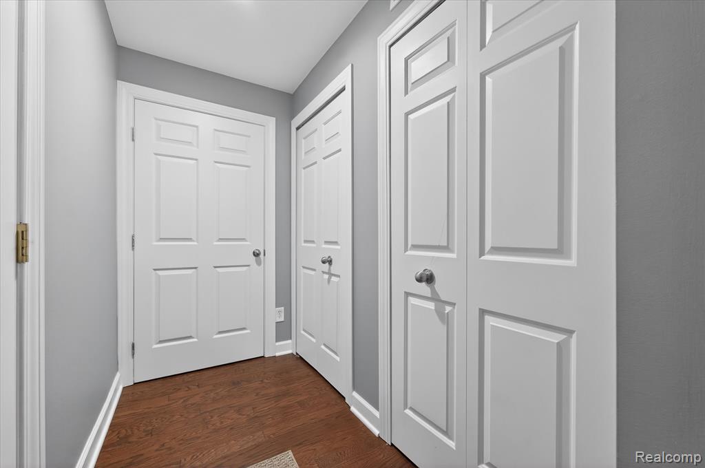 42488 Corlina Drive, Northville, MI 48167 — Photo 4