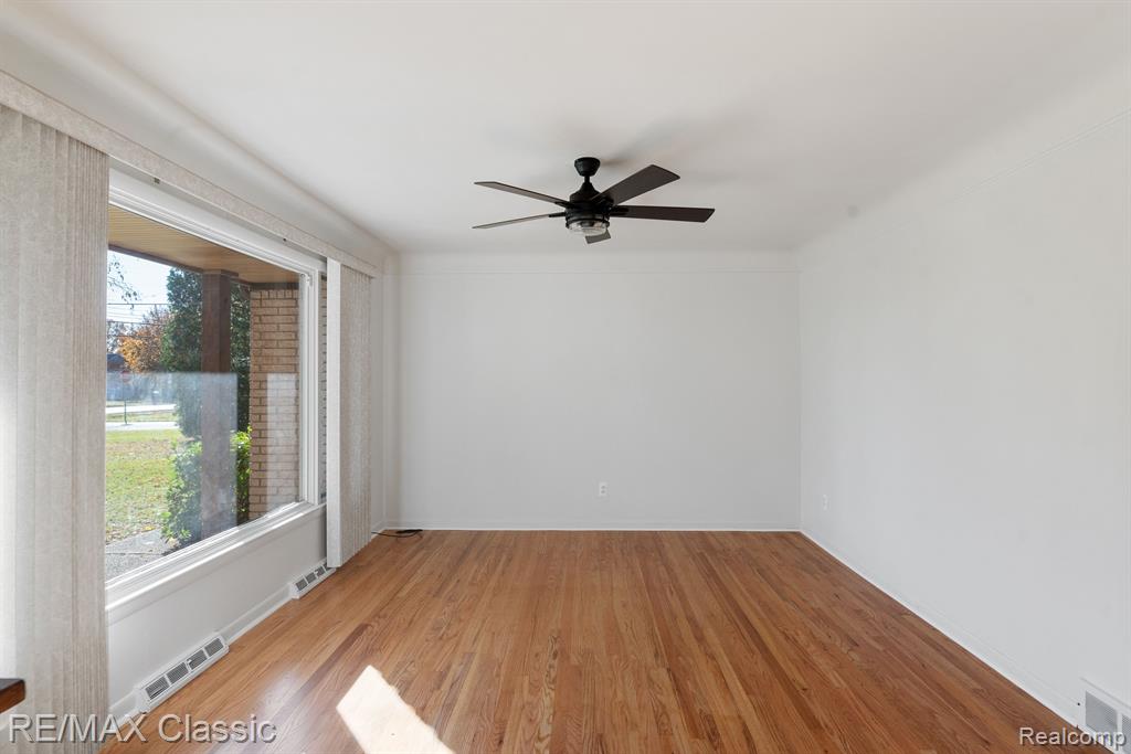 5701 Livernois Road, Troy, MI 48098 — Photo 6