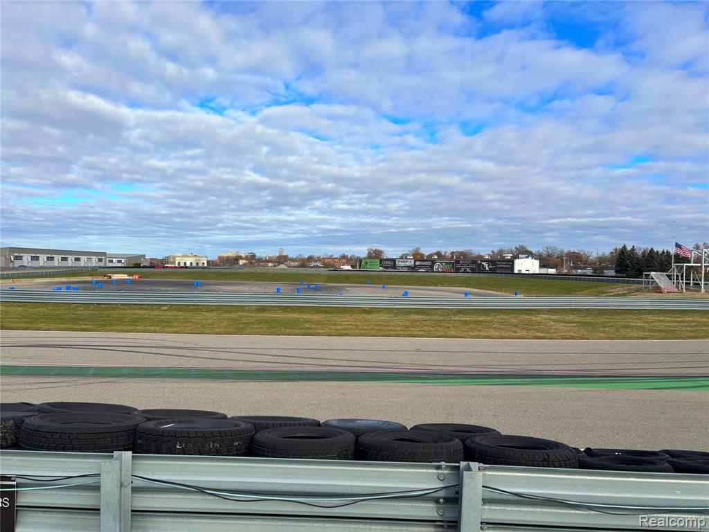 57 Pit Lane, Pontiac, MI 48341 — Photo 12
