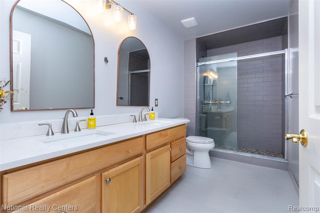 46694 Crosswick, Canton, MI 48187 — Photo 34