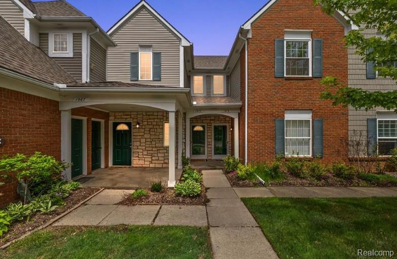 1973 Monarch Drive, Utica, MI 48316