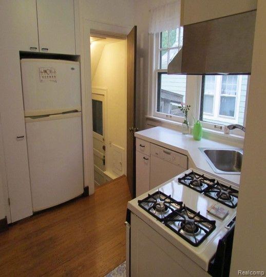 1407 CHARLTON Avenue, Ann Arbor, MI 48103 — Photo 17